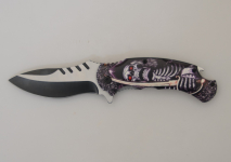 Couteau pliant Skull pirate avec sabre 
 lame de 9 cm  