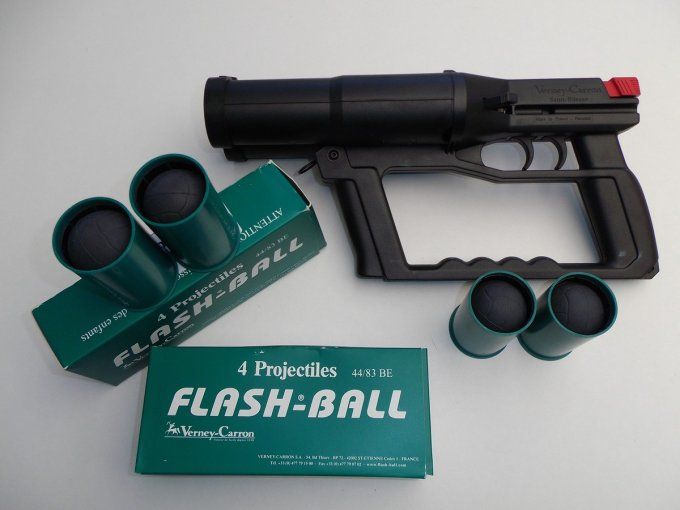 FLASH – BALL  COMPACT F101 avec 8 Cartouches de Cal 44/83