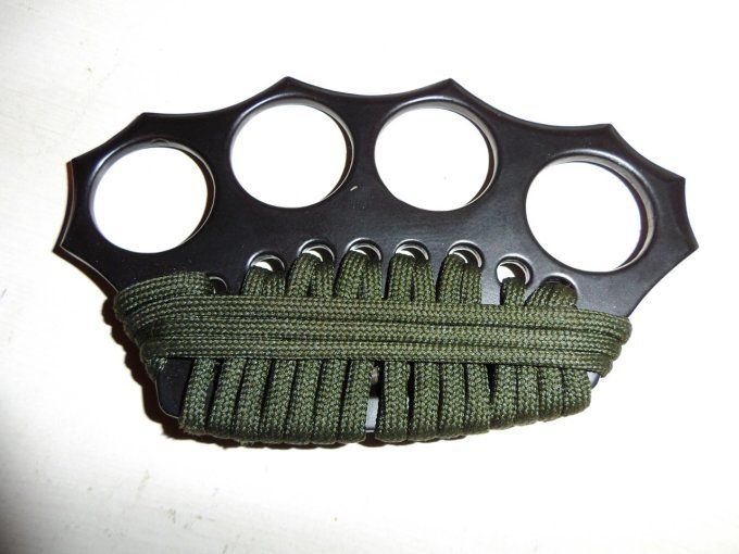 Poing Américain Militaire