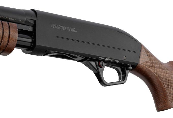 FUSIL à POMPE  Winchester  SXP Trench Rifled  Cal 12/76