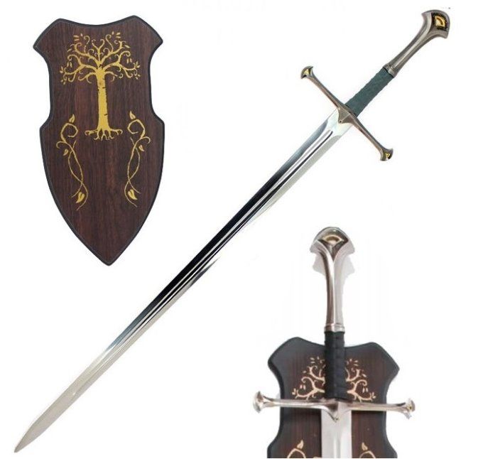 Epée d’ANDURIL avec socle bois