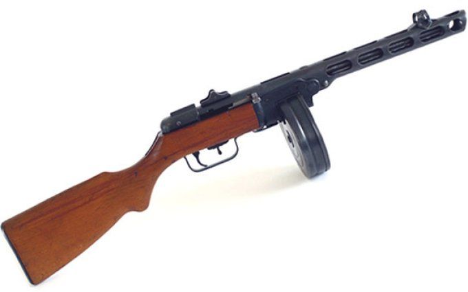 Mitrailleuse Russe PPSH 41