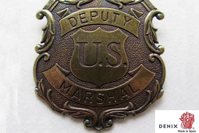 Badge de Marshalle Deputy doré avec aigle