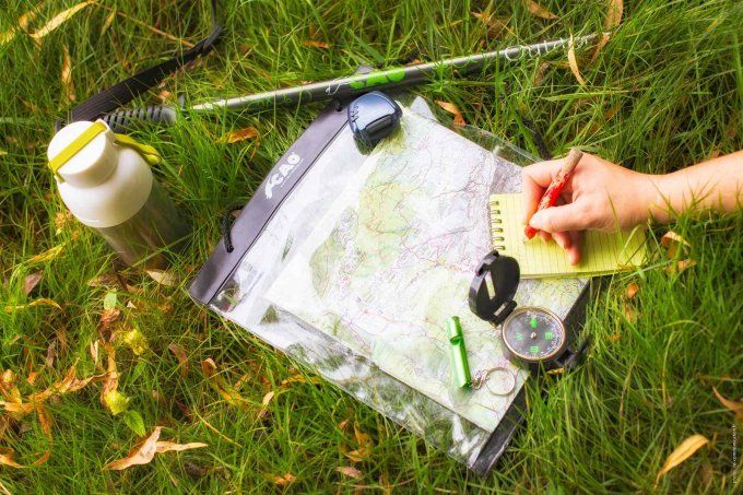 Boussole de Carte avec loupe