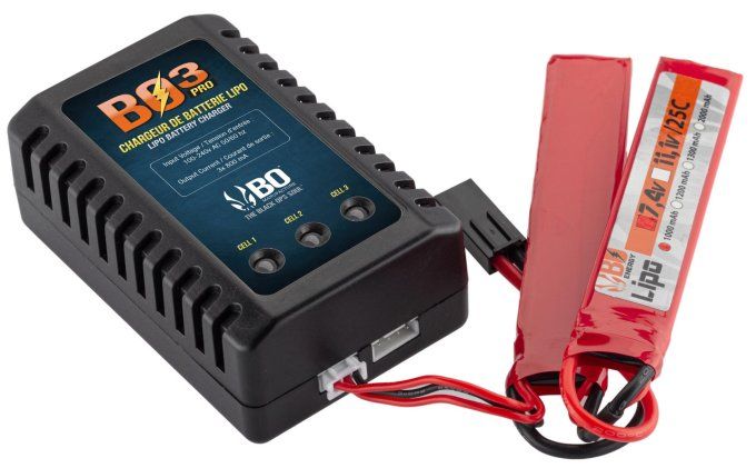 Chargeur  de batterie BO3  Lipo 7.4v et 11.1v