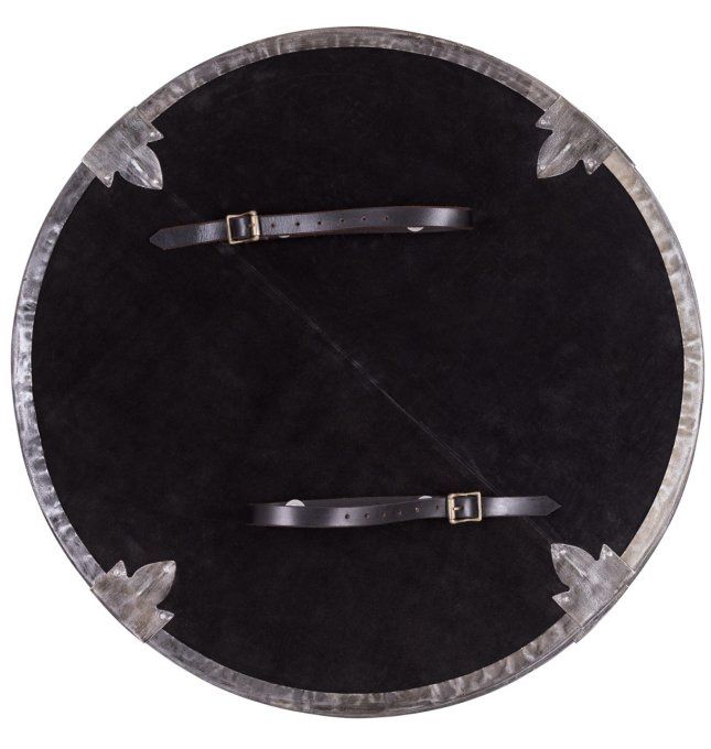 Bouclier rond en bois avec ferrures en acier