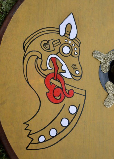 Bouclier viking rond en bois avec motif cheval nordique