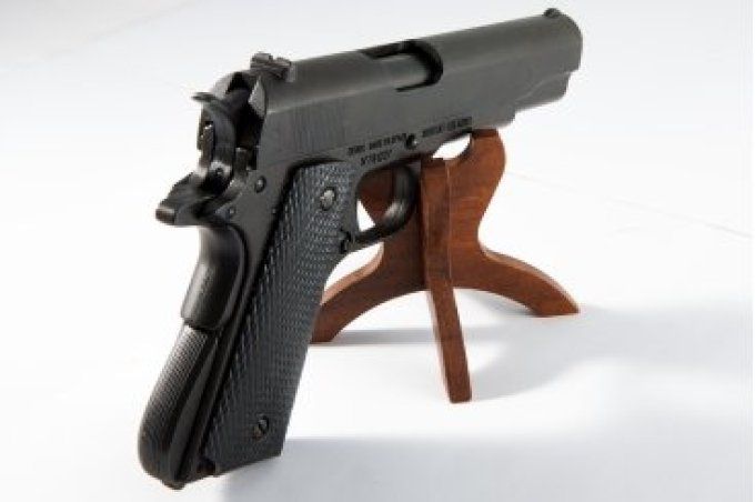 Réplique Pistolet Mod 45 /1911 Noir plaquette noir quadrillé