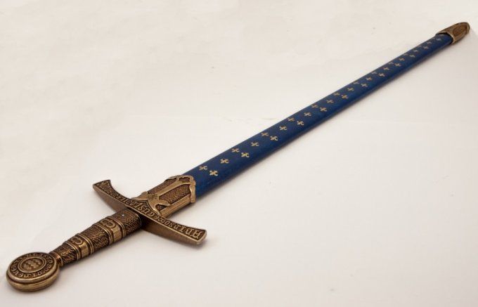 Epée Fleur de Lys avec fourreau bleu 109 cm