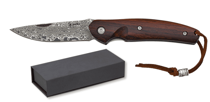 Couteau  DAMASCUS  manche bois naturel  lame de 7 cm