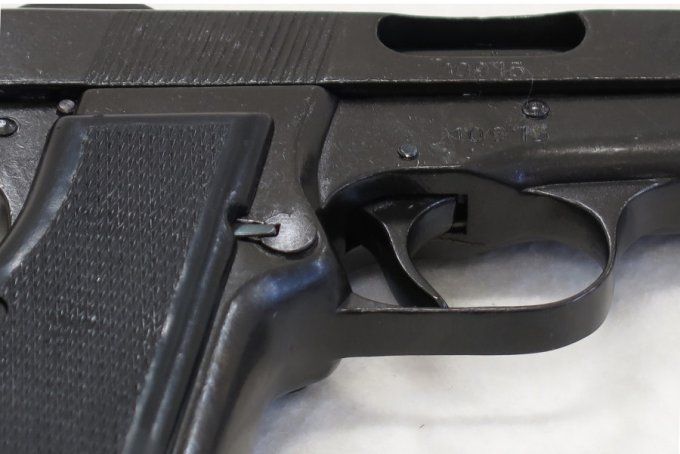 Réplique  pistolet Browning GP35
