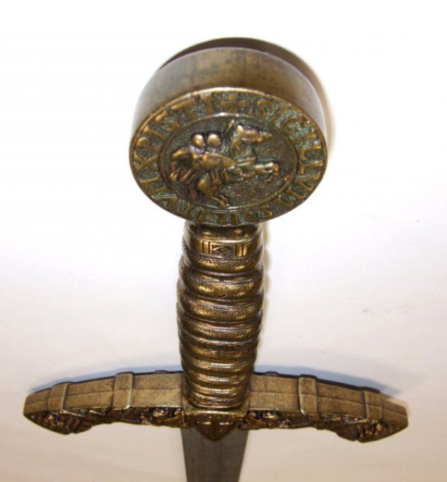 Epée de Chevalier Templier avec fourreau Rouge tressé de 110 cm