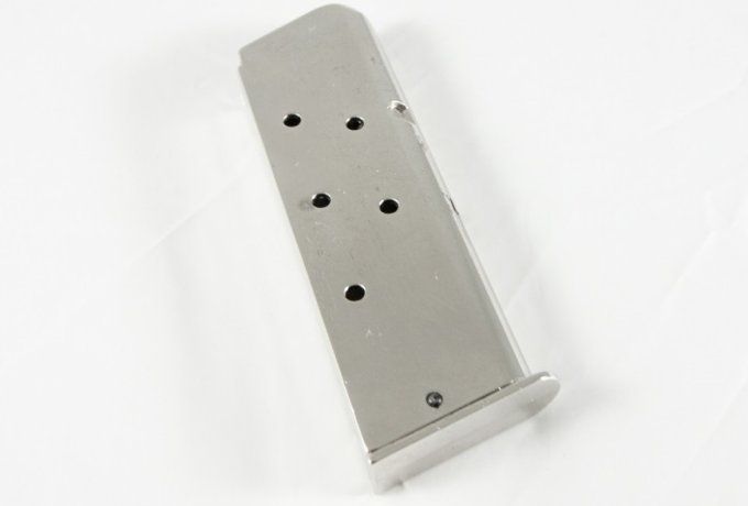 Réplique  pistolet 45 USA 1911 Chrome et démontable