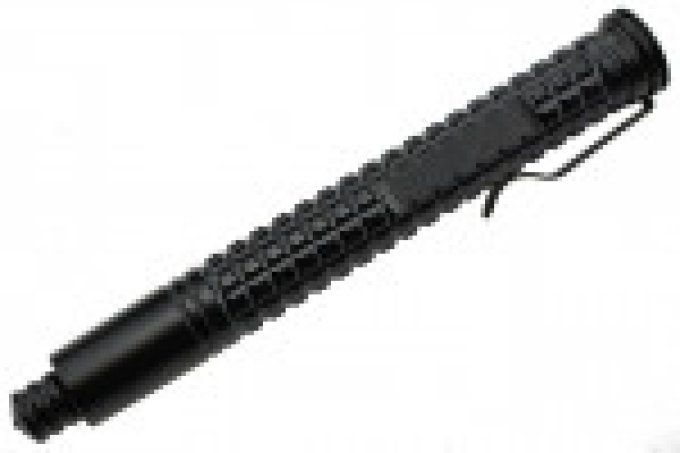 Pack baton télescopique +couteau automatique assortie