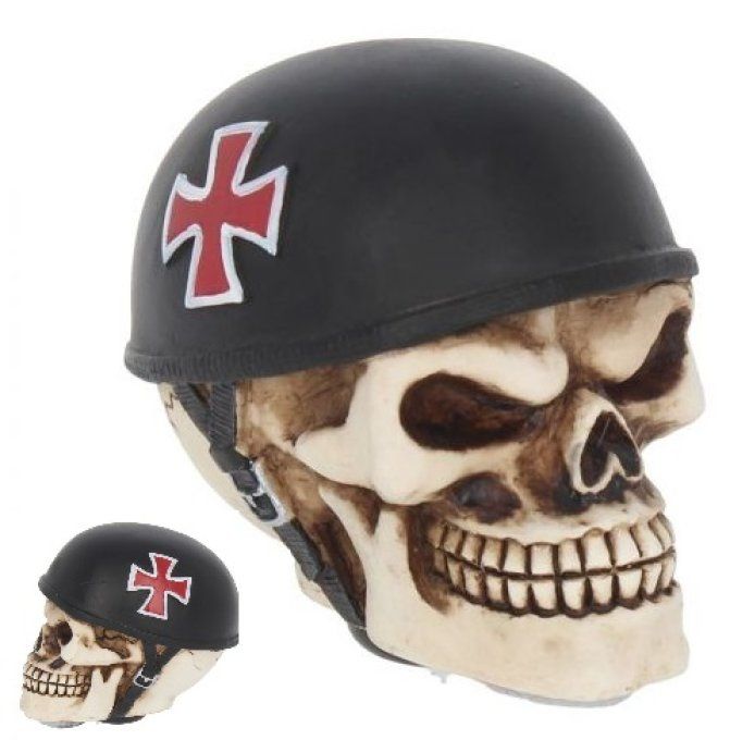 Crane tête de mort casque Bole croix malt