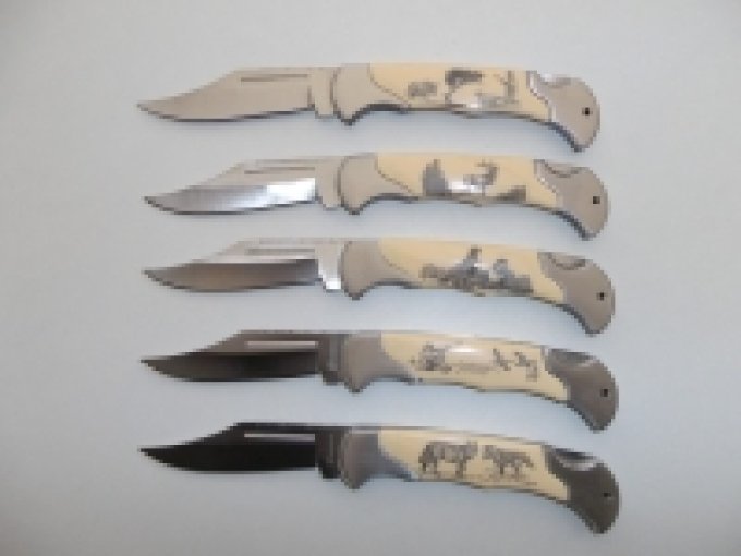 Couteau Pliant Chasse - Motif : Décor cerf et forêt