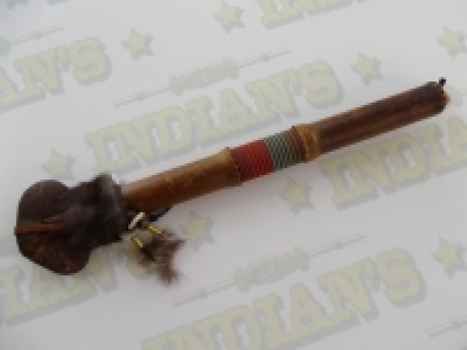 Casse tête Amérindien recouvert de Rawhide de 34 à 40 cm