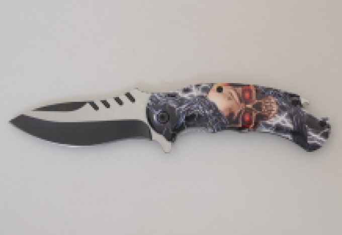 Couteau pliant Tête de mort yeux rouges avec chaîne lame de 9 cm